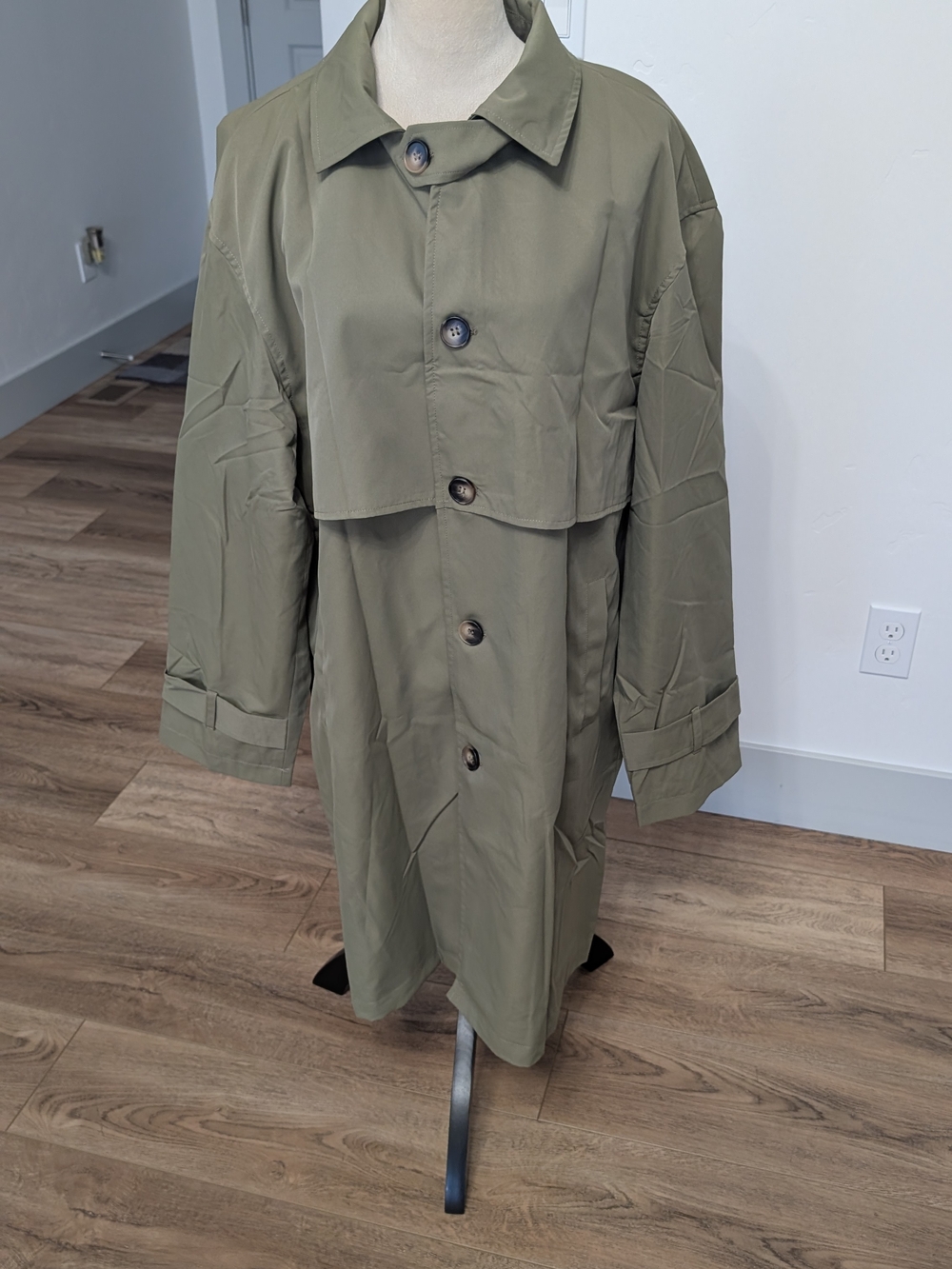 Men's Olive Trench Coat - Classic Single-Breasted Overcoat